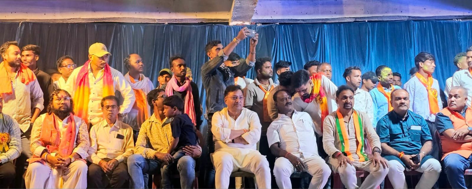 लखनपुर के नवापारा में दशहरे पर उमड़ा जनसैलाब